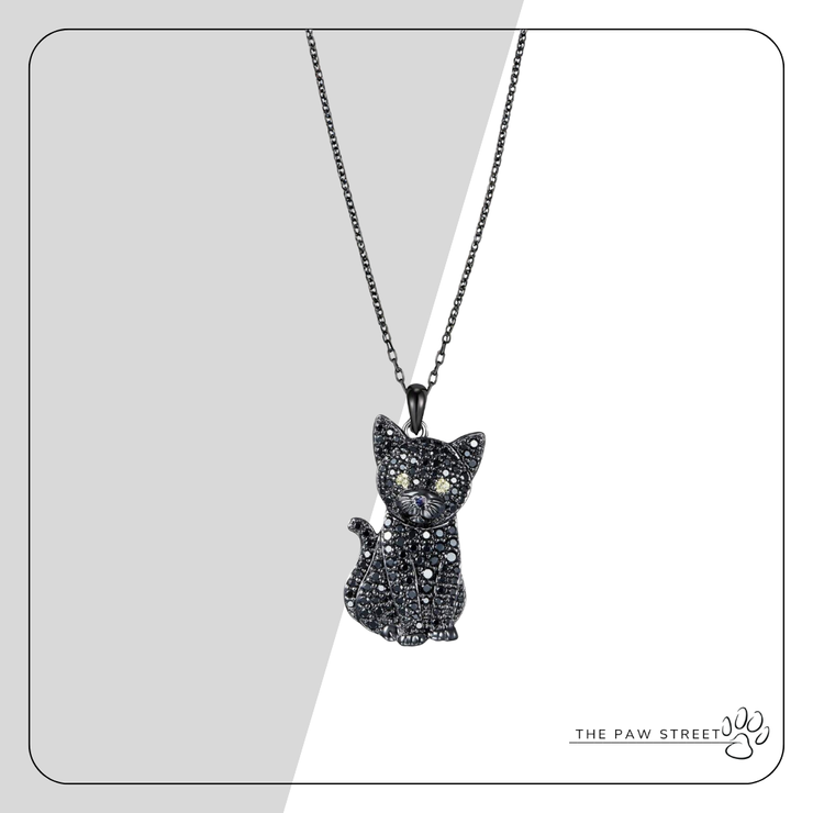 Black cat luxury necklace